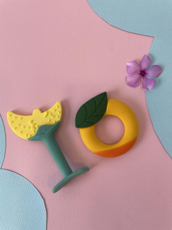 banana & mango design silicone baby teethers - pack of 2 - Image 2