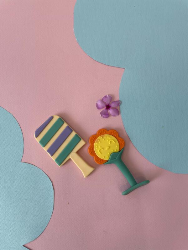 Flower & ice cream stick design silicone baby teethers - pack of 2
