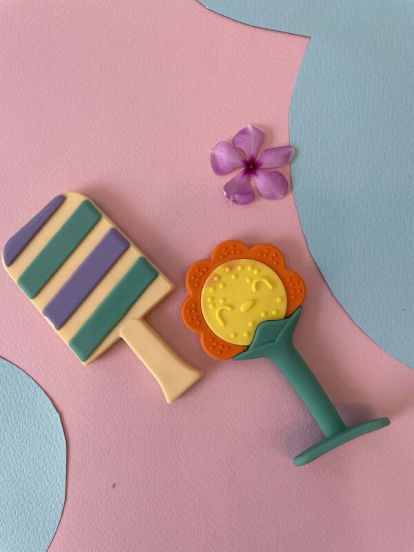 Flower & ice cream stick design silicone baby teethers - pack of 2 - Image 2