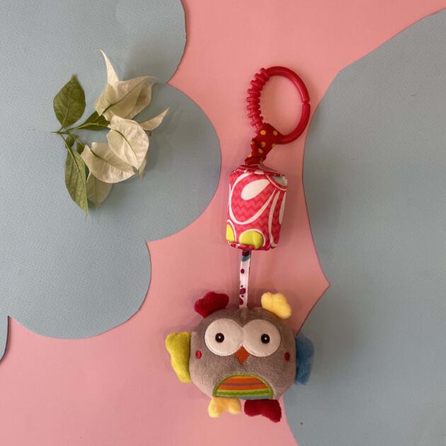 Soft Hanging Plush Rattle Toy – Clip & Play Comfort