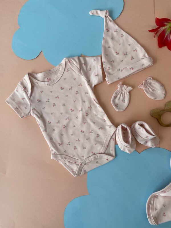 Perfect for Newborns & Baby Showers - Image 2
