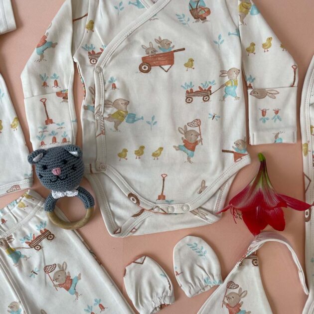 Adorable 8-Piece Newborn Kit