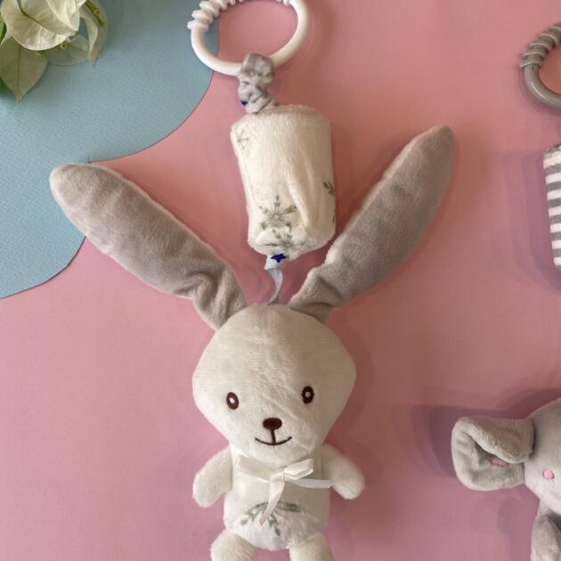 Hanging Rattle Bunny Toy – Soft Plush with Long Ears for Babies