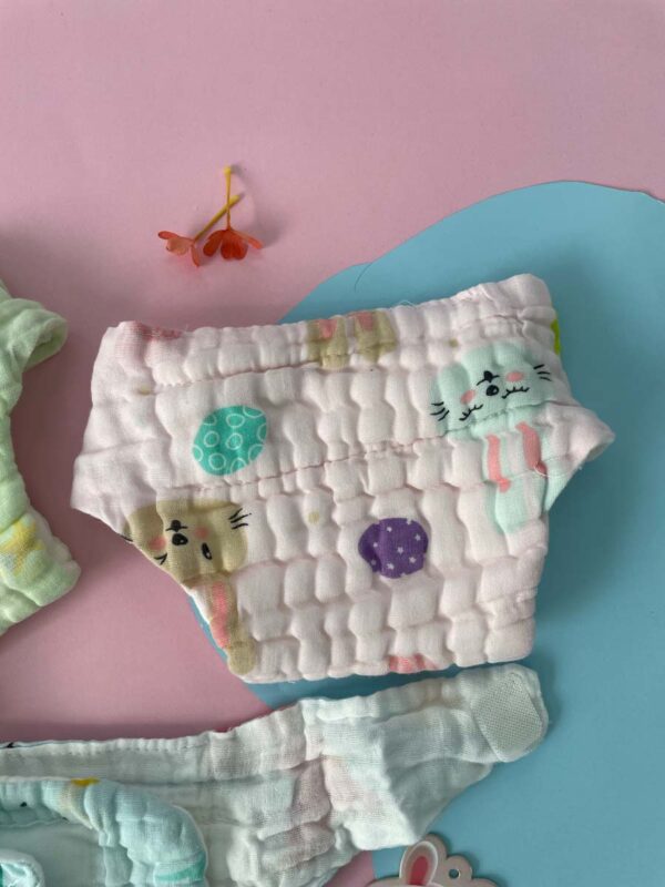 Muslin Coloured Printed Diaper Pack Of 2 - Image 11