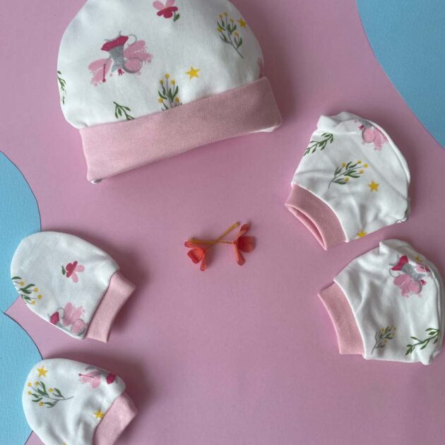 Cap, Mitten & Sockes Pack Of 3