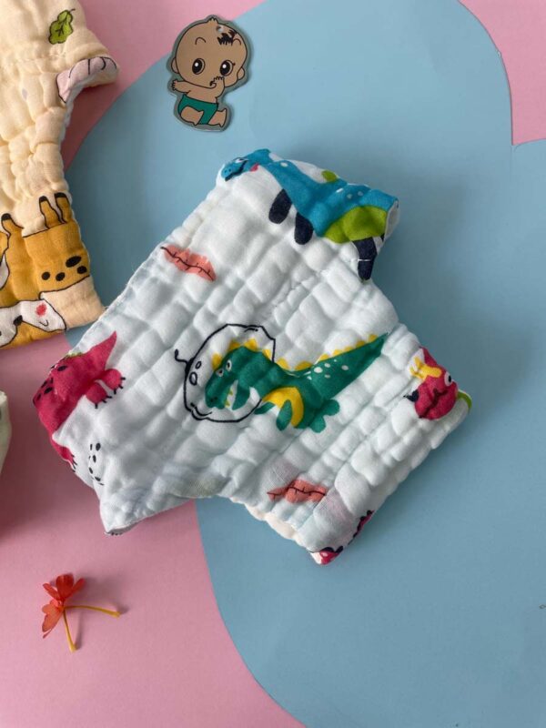 Muslin Coloured Printed Diaper Pack Of 2 - Image 9