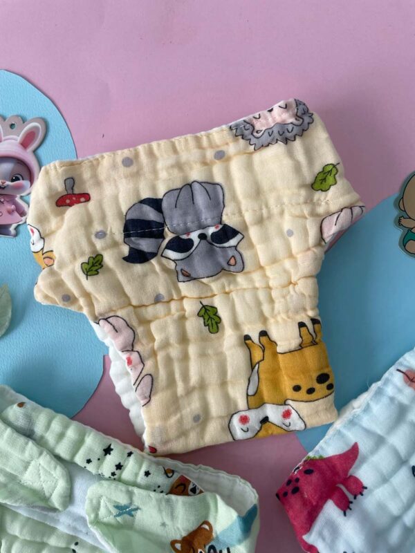 Muslin Coloured Printed Diaper Pack Of 2 - Image 8