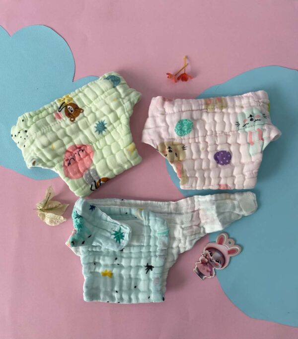 Muslin Coloured Printed Diaper Pack Of 2 - Image 3